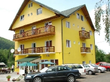 Pensiunea Poarta Norocului - accommodation in  Fagaras and nearby, Sambata (02)