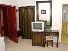 Pensiunea Poarta Norocului - accommodation in  Fagaras and nearby, Sambata (06)