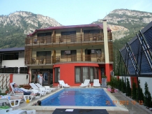 Pensiunea Jojo - accommodation in  Cernei Valley, Herculane (01)
