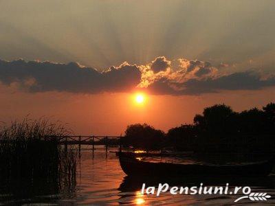 Casa de vacanta pentru tineret - accommodation in  Danube Delta (Surrounding)