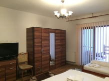 Pensiune Maramures - cazare Tara Maramuresului (17)