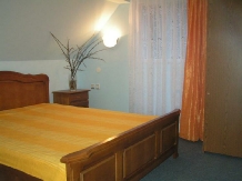 Casa din Deal - accommodation in  Bucovina (10)