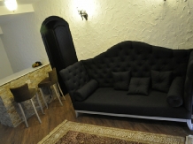 Pensiunea El Quatro Boutique - accommodation in  Gura Humorului, Voronet, Bucovina (10)