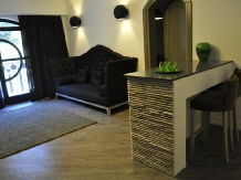 Pensiunea El Quatro Boutique - accommodation in  Gura Humorului, Voronet, Bucovina (11)