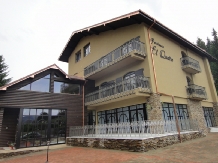 Pensiunea El Quatro Boutique - accommodation in  Gura Humorului, Voronet, Bucovina (23)