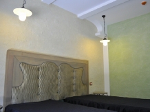 Pensiunea El Quatro Boutique - accommodation in  Gura Humorului, Voronet, Bucovina (24)