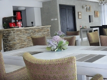 Pensiunea El Quatro Boutique - accommodation in  Gura Humorului, Voronet, Bucovina (32)