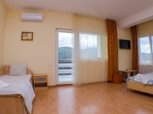 Vila Ana Serena - accommodation in  Danube Boilers and Gorge, Clisura Dunarii (08)