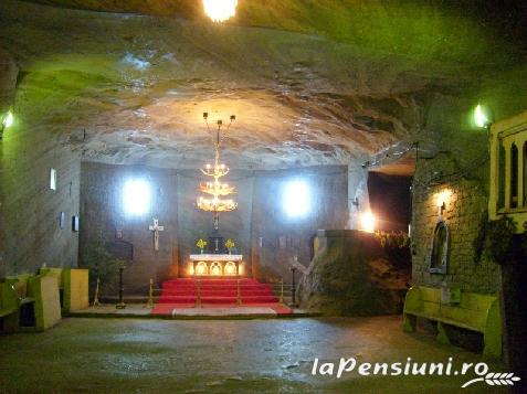 Casa de vacanta Andreea - cazare Bucovina (Activitati si imprejurimi) Casa de vacanta Andreea - cazare Bucovina (Activitati si imprejurimi)