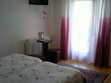 Pensiunea Elena - accommodation in  Slanic Moldova (04)