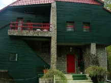 Pensiunea Barlogul Ursilor - accommodation in  Moldova (04)