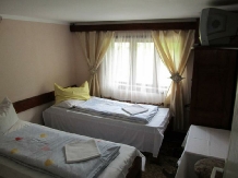 Pensiunea Carmen - accommodation in  Bucovina (12)