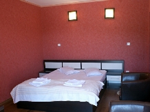 Pensiunea Ina - accommodation in  North Oltenia, Transalpina (21)