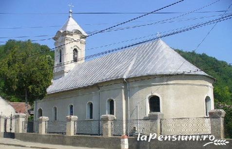 Vila Gina - cazare Cazanele Dunarii, Clisura Dunarii (Activitati si imprejurimi)