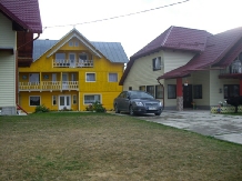 Pensiunea Garofita Pietrei Craiului - accommodation in  Rucar - Bran, Moeciu (02)