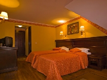 Pensiunea Dracula Danes - accommodation in  Sighisoara (13)