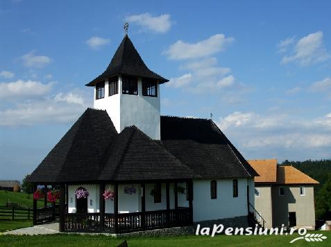 Pensiunea Curtea Braneana - accommodation in  Rucar - Bran, Moeciu, Bran (Surrounding)