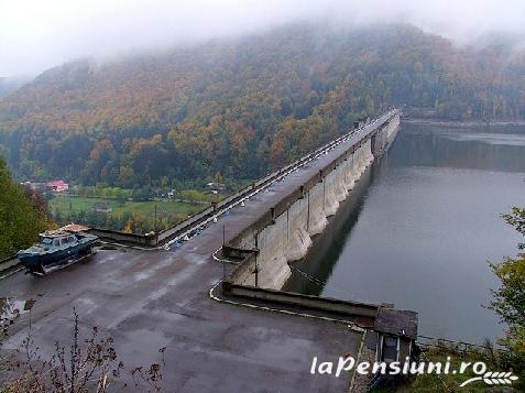 Pensiunea Cerbul - cazare Comanesti (Activitati si imprejurimi)