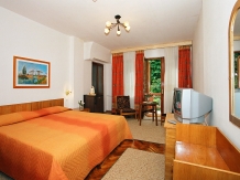 Vila Camelia - accommodation in  Prahova Valley (18)
