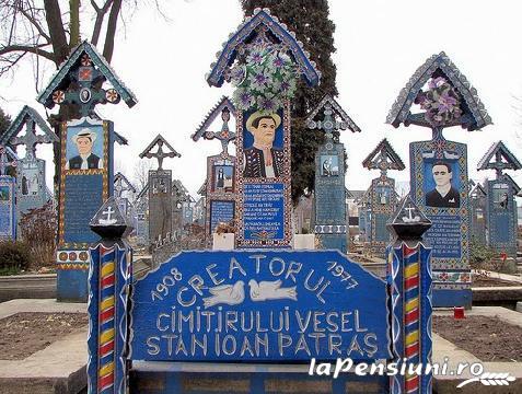 Popasul din Cornesti - cazare Maramures (Activitati si imprejurimi) Popasul din Cornesti - cazare Maramures (Activitati si imprejurimi)