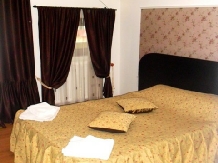 Pensiunea Old Town - accommodation in  Moldova (18)