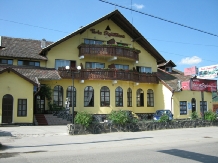 Rural accommodation at  Pensiunea Perla Sigheteana