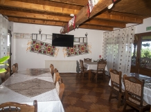 Pensiunea Bontos - accommodation in  Maramures Country (17)