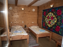 Pensiunea Bontos - accommodation in  Maramures Country (32)