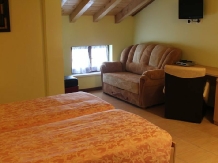 Pensiunea Lory - accommodation in  Ceahlau Bicaz (12)