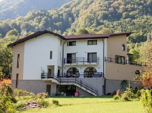 Rural accommodation at  Casa Lacului