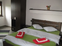 Pensiunea Montana - accommodation in  Fagaras and nearby, Sambata (15)