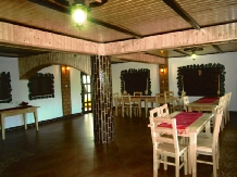 Pensiunea Lavinia - accommodation in  Muntenia (21)