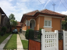Pensiunea Lili Novaci - accommodation in  North Oltenia, Transalpina (01)