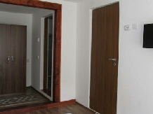 Casa de vacanta LaLa Ville - accommodation in  Olt Valley, Voineasa (15)