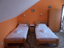 Pensiunea Anna - accommodation in  Tusnad (07)