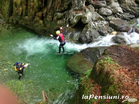 Casa de Sub Sipote - cazare Fagaras, Transfagarasan (Activitati si imprejurimi) Casa de Sub Sipote - cazare Fagaras, Transfagarasan (Activitati si imprejurimi)