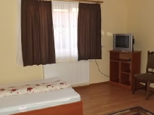 Pensiunea Adriana - cazare Tara Maramuresului (17)