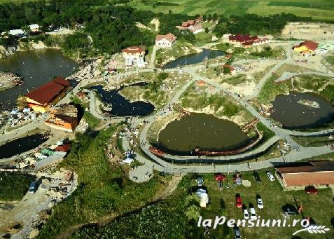 Ferma Scoala Cornatel - accommodation in  Transylvania (Surrounding)