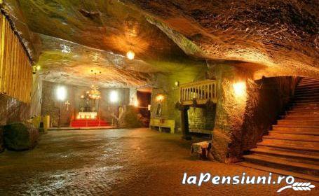 Coliba unchiului George - alloggio in Vatra Dornei, Bucovina (Attività e i dintorni) Coliba unchiului George - alloggio in Vatra Dornei, Bucovina (Attività e i dintorni)
