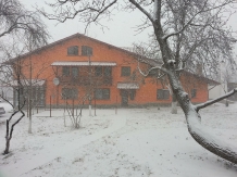 Casa de Vacanta Ellen - accommodation in  Prahova Valley (04)
