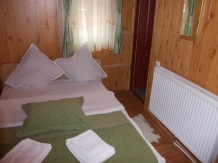 Pensiunea Poiana Soarelui - accommodation in  Olt Valley, Voineasa, Transalpina (11)