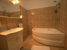 Genius Delta Resort - cazare Delta Dunarii (20)