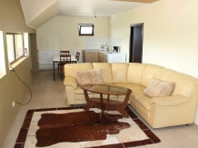 Pensiunea Giovani - accommodation in  North Oltenia (03)