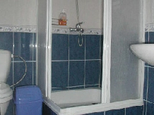 Casa de sub Stanca - accommodation in  Republica Moldova (08)