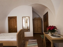 Pensiunea Bastion - accommodation in  Sighisoara (29)