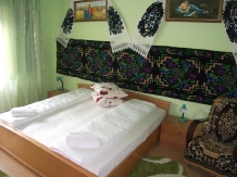 Pensiunea agroturistica La Vasile la Cazan - accommodation in  Maramures Country (13)