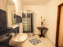 Pensiunea Doua Rauri - alloggio in  Rucar - Bran, Moeciu, Bran (13)