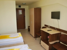 Baba Caia Coronini - cazare Cazanele Dunarii (13)