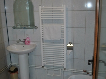 Baba Caia Coronini - cazare Cazanele Dunarii (18)