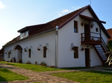 Rural accommodation at  Casa Cânda